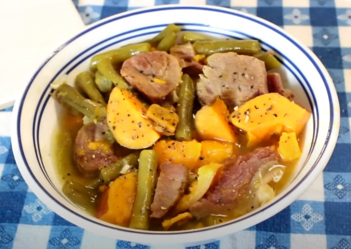 Slow Cooker Ham Hock, Green Bean, and Sweet Potatoes Stew