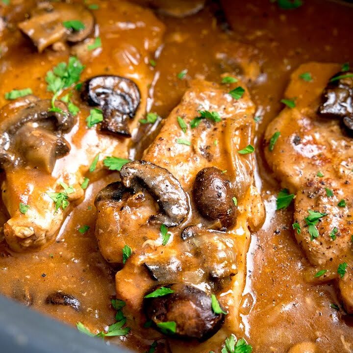 slow cooker smothered pork chops