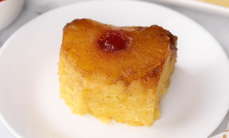 Slow Cooker Pineapple Upside Down Cake