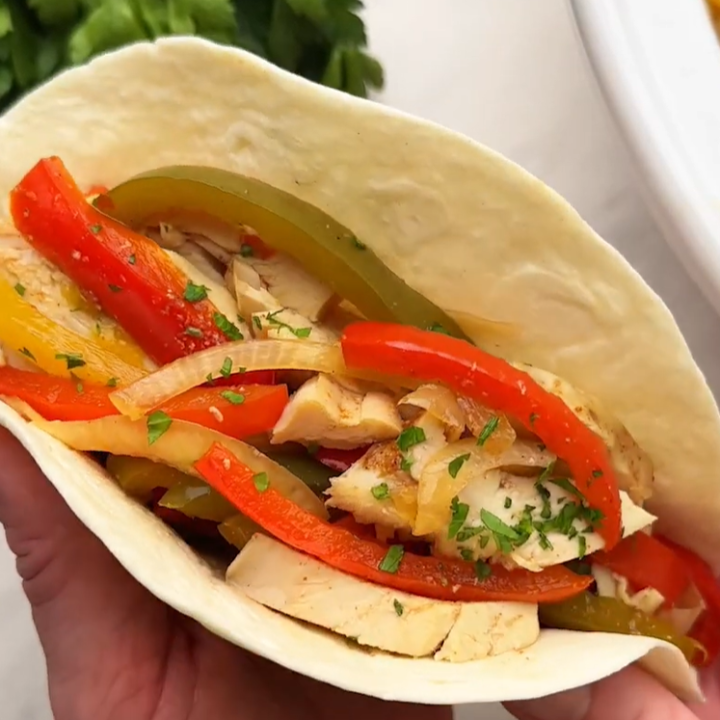 Slow Cooker Chicken Fajitas